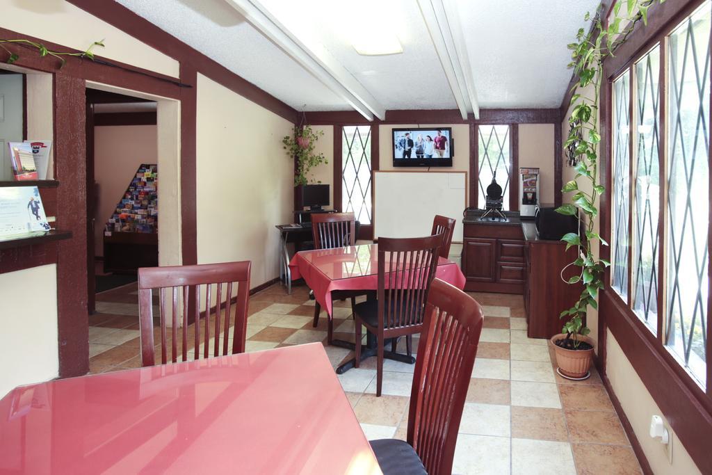 Knights Inn - Battle Creek Bagian luar foto