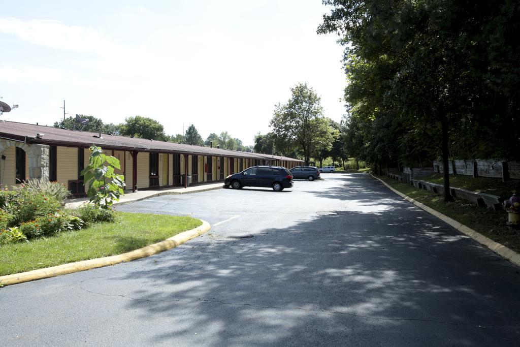 Knights Inn - Battle Creek Bagian luar foto