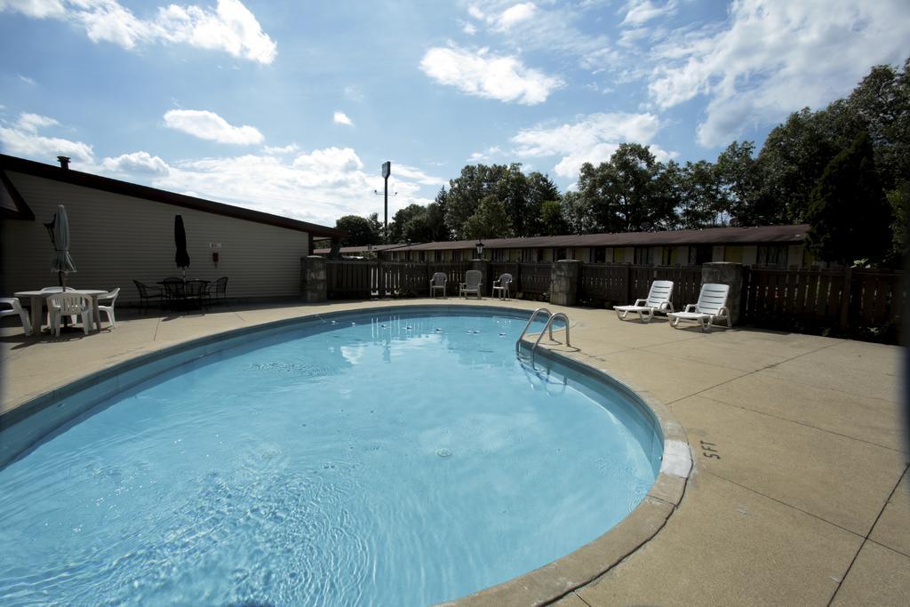Knights Inn - Battle Creek Bagian luar foto